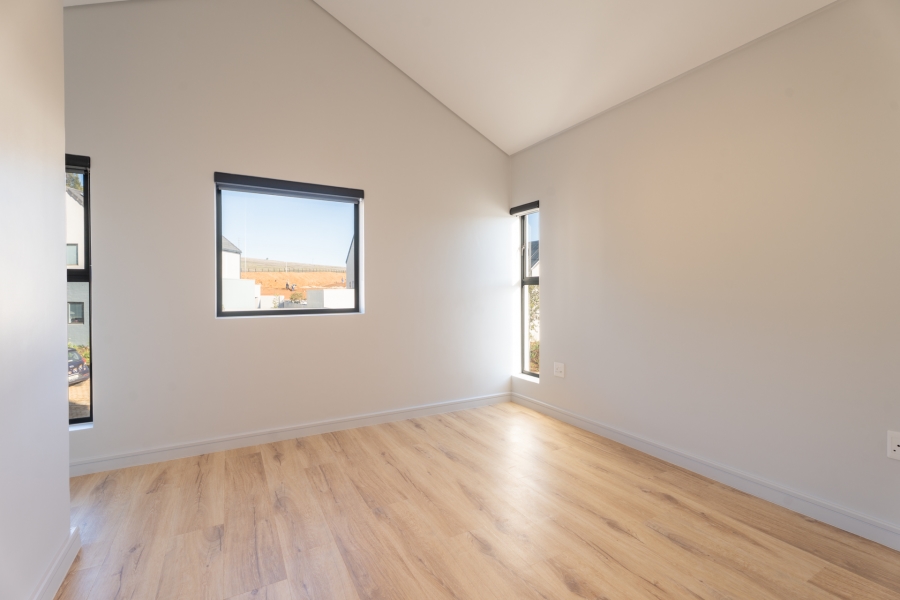 To Let 2 Bedroom Property for Rent in Newinbosch Western Cape